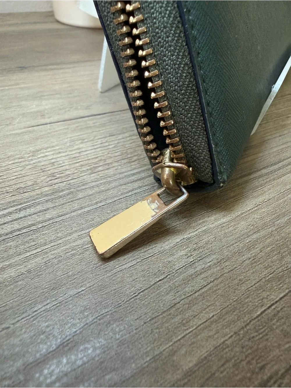 Tory Burch Robinson Zip Around Continental Wallet
